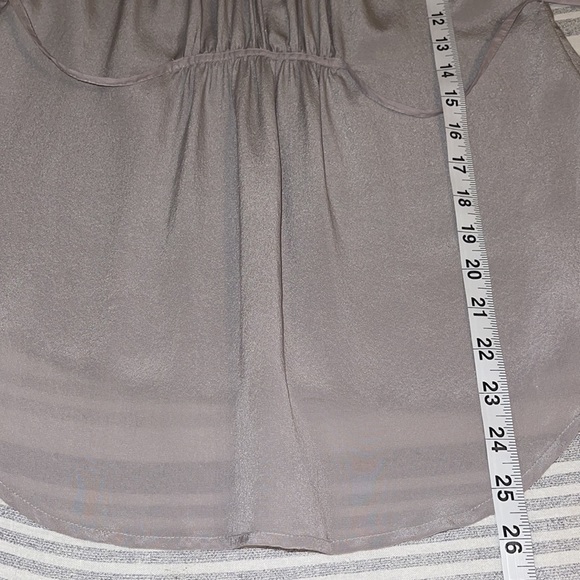 Ecote Urban Outfitters 💯 Silk grey Sleeveless Blouse Sz XS - Picture 14 of 16